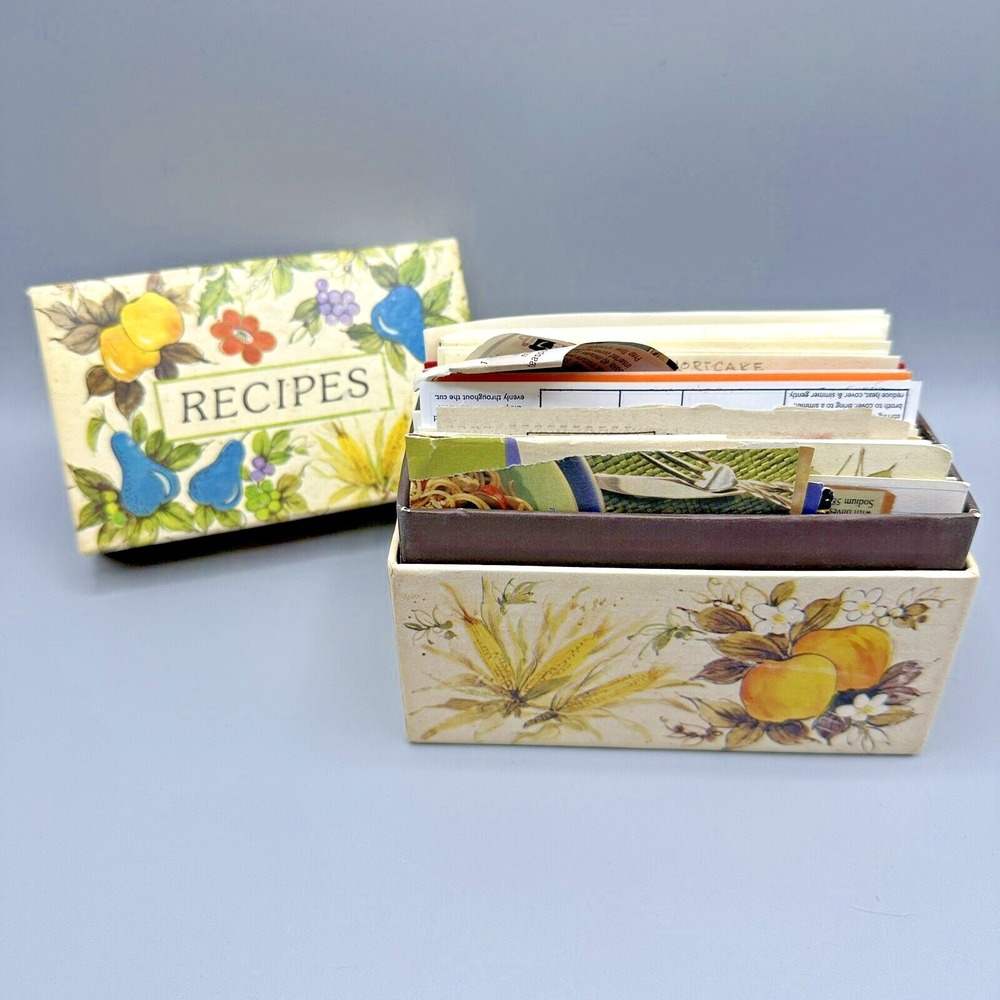 Vintage Floral Fruit Veggie Recipe Box Full of Recipes Handwritten Clipped